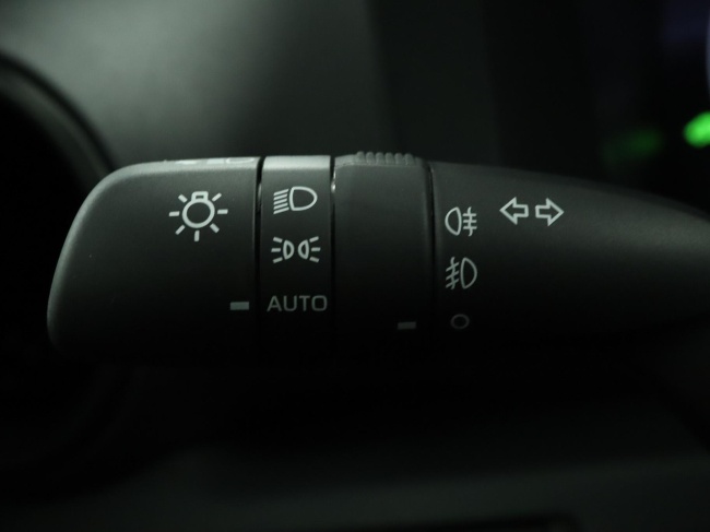 Toyota C-HR - 1.8 Hybrid 140 Dynamic