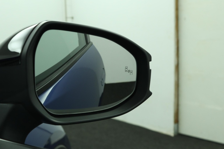 Toyota C-HR - 1.8 Hybrid 140 Dynamic 42