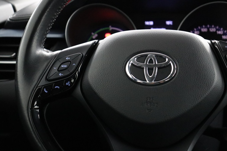 Toyota C-HR - 1.8 Hybrid Dynamic 16