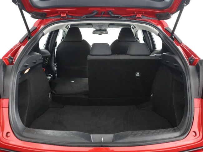 Toyota C-HR - 1.8 Hybrid Dynamic