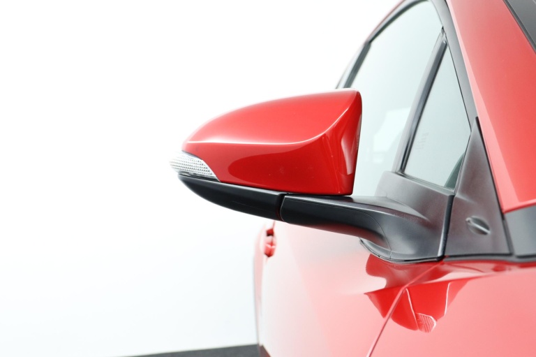 Toyota C-HR - 1.8 Hybrid Dynamic 28