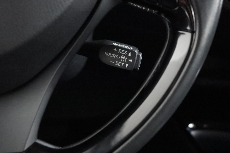 Toyota C-HR - 1.8 Hybrid Dynamic 36