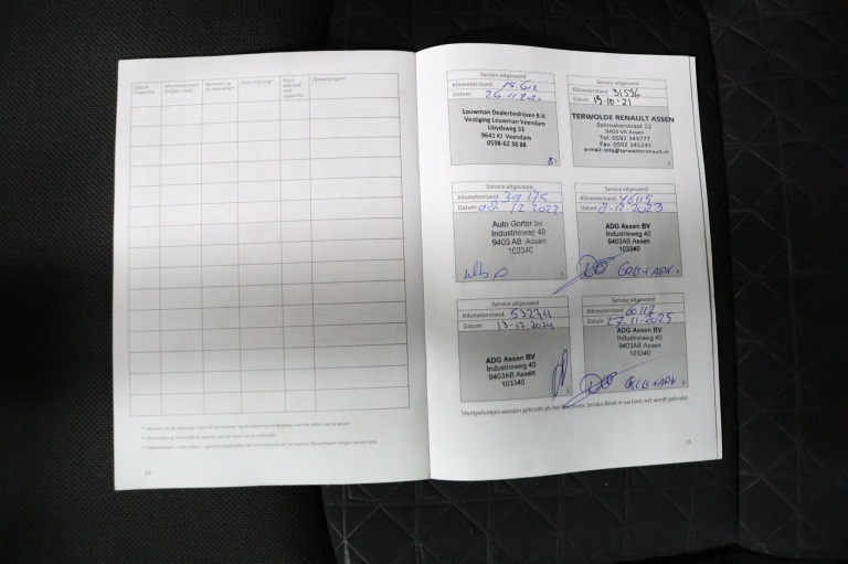 Toyota C-HR - 1.8 Hybrid Dynamic 37