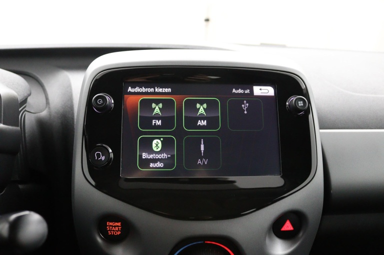 Toyota Aygo - 1.0 VVT-i x-play limited 16