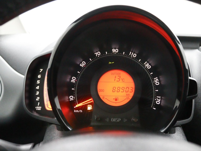 Toyota Aygo - 1.0 VVT-i x-play limited