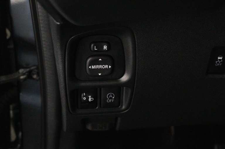 Toyota Aygo - 1.0 VVT-i x-play limited 32