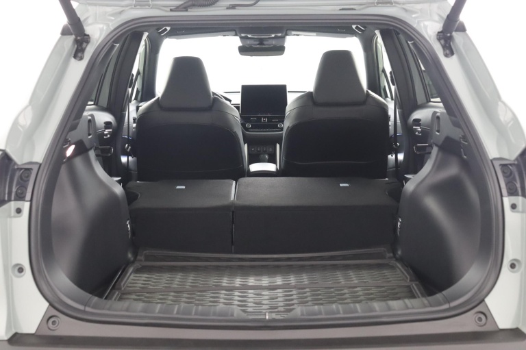 Toyota Corolla Cross - Hybrid 140 Style 26