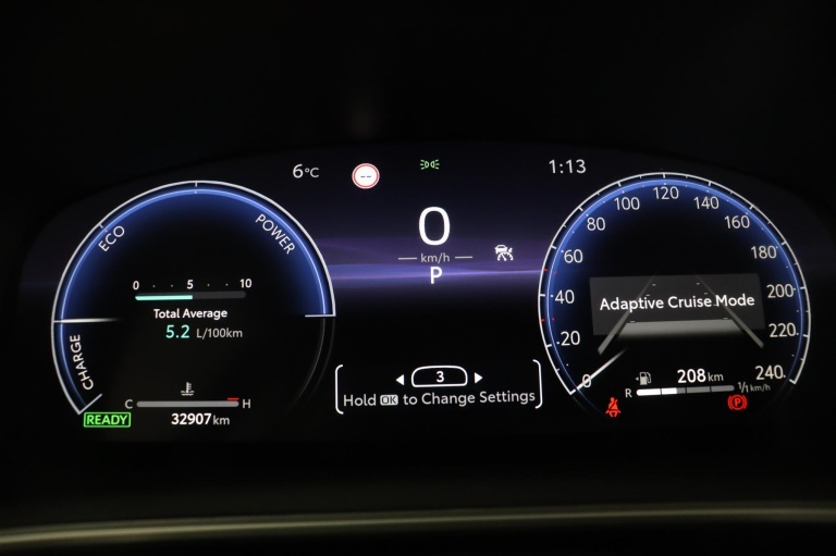 Toyota Corolla Cross - Hybrid 140 Style 48