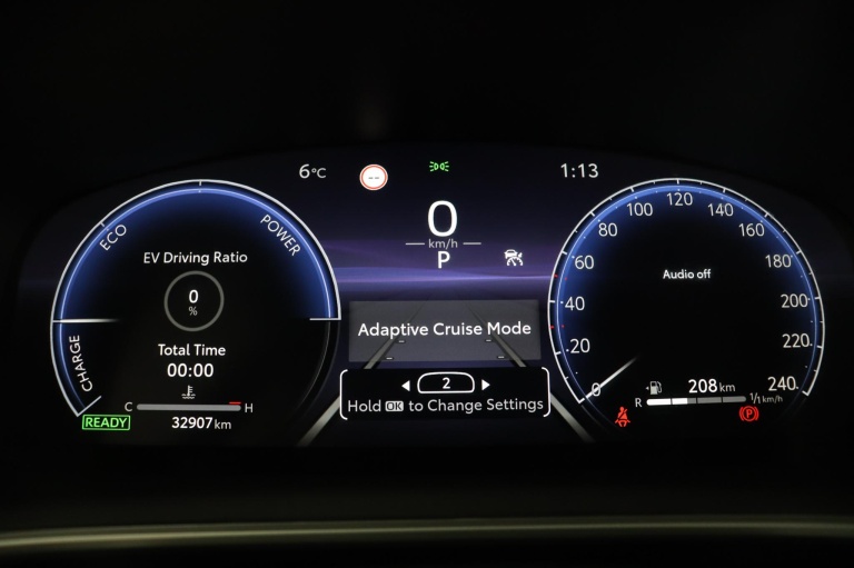 Toyota Corolla Cross - Hybrid 140 Style 6