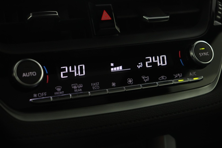 Toyota Corolla Cross - Hybrid 140 Style 7