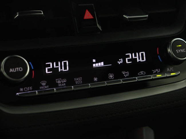 Toyota Corolla Cross - Hybrid 140 Style