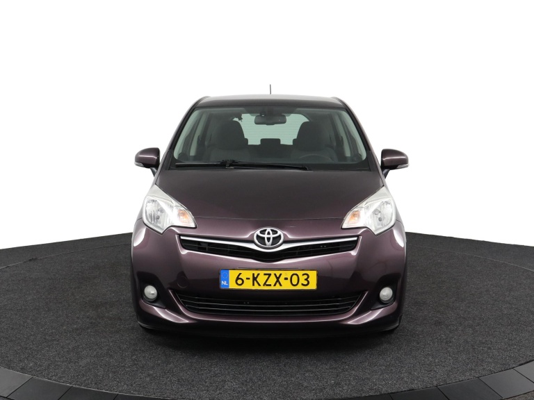 Toyota Verso-S - 1.3 VVT-i Dynamic 14
