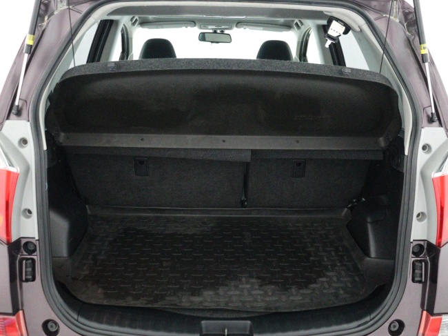 Toyota Verso-S - 1.3 VVT-i Dynamic