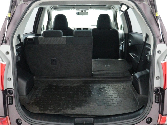 Toyota Verso-S - 1.3 VVT-i Dynamic