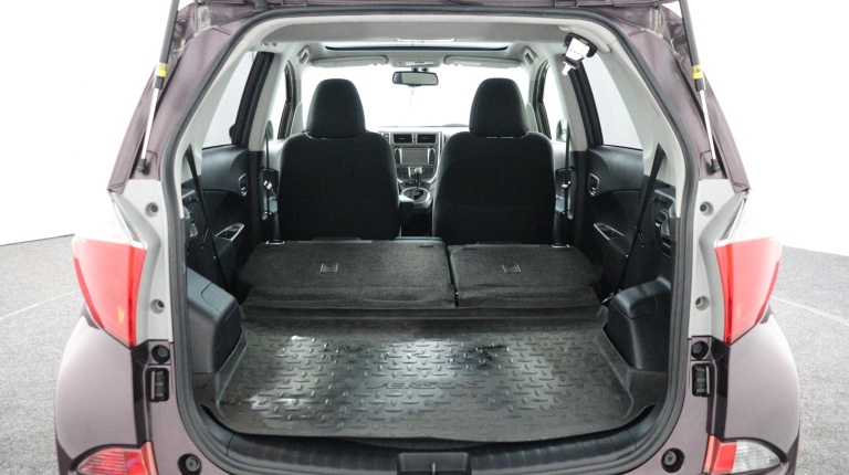 Toyota Verso-S - 1.3 VVT-i Dynamic 24