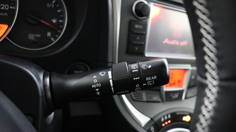 Toyota Verso-S - 1.3 VVT-i Dynamic 30