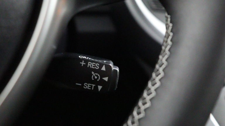 Toyota Verso-S - 1.3 VVT-i Dynamic 36