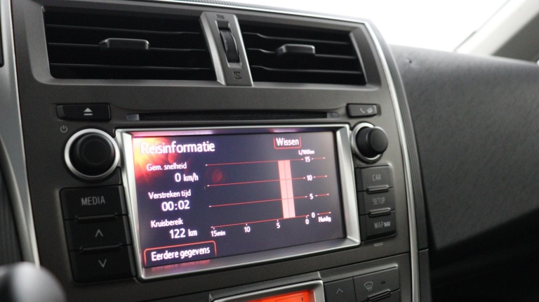 Toyota Verso-S - 1.3 VVT-i Dynamic 37