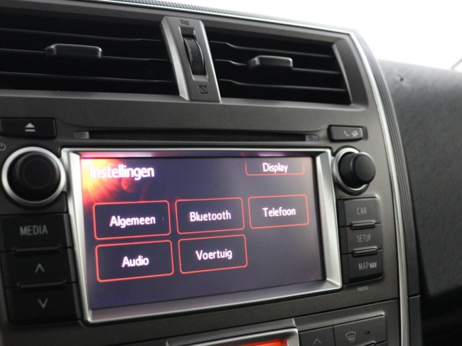 Toyota Verso-S - 1.3 VVT-i Dynamic