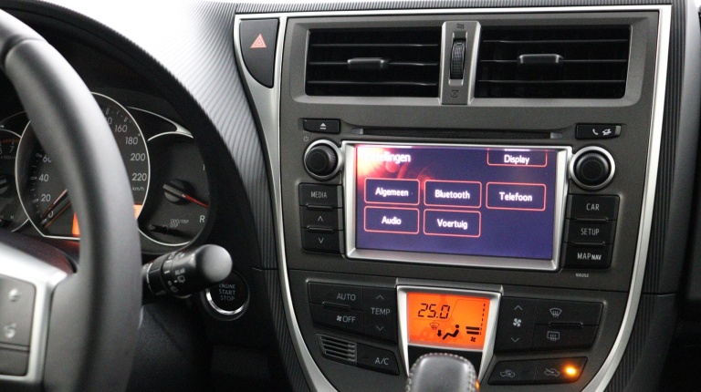 Toyota Verso-S - 1.3 VVT-i Dynamic 39