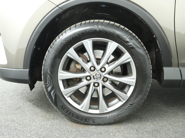 Toyota RAV4 - 2.5 Hybrid AWD Executive Business