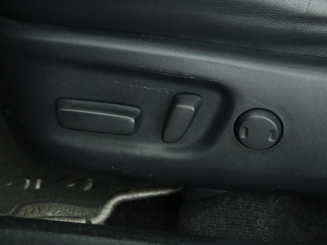 Toyota RAV4 - 2.5 Hybrid AWD Executive Business