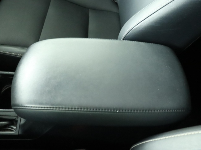 Toyota RAV4 - 2.5 Hybrid AWD Executive Business