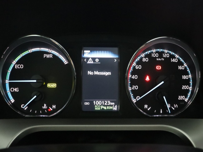 Toyota RAV4 - 2.5 Hybrid AWD Executive Business