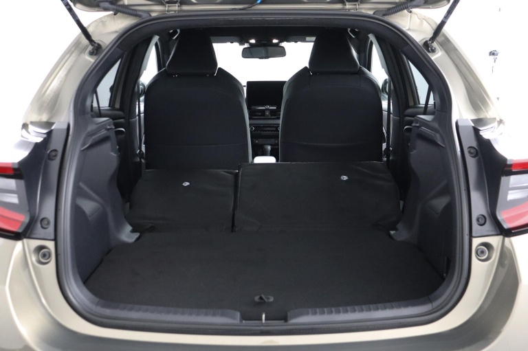 Toyota Yaris - 1.5 Hybrid 130 Executive 26