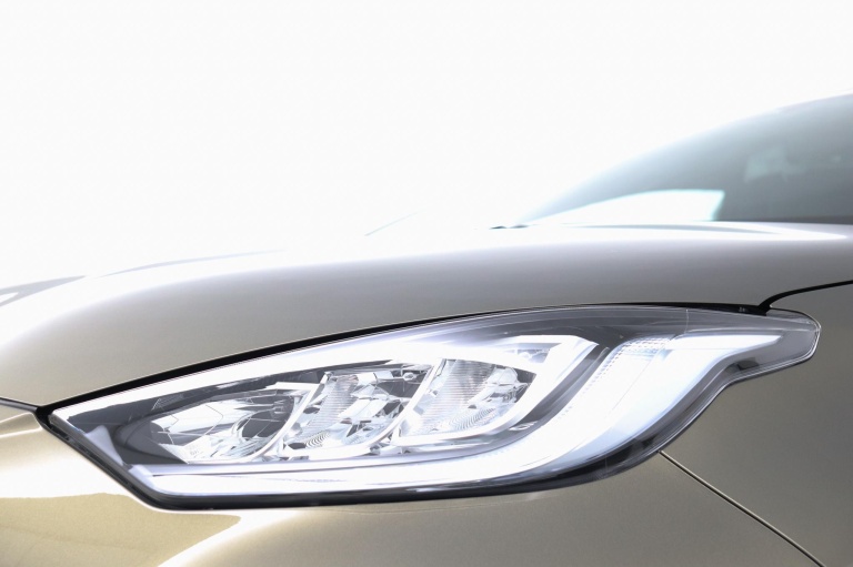 Toyota Yaris - 1.5 Hybrid 130 Executive 34