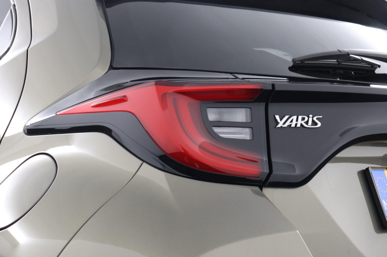 Toyota Yaris - 1.5 Hybrid 130 Executive 36