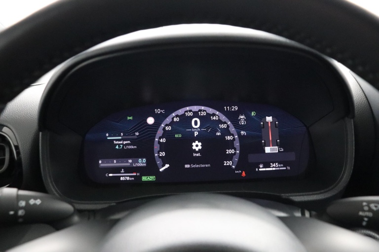 Toyota Yaris - 1.5 Hybrid 130 Executive 6