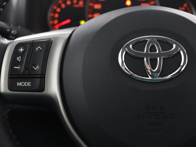 Toyota Yaris - 1.3 VVT-i Aspiration
