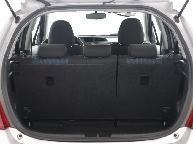 Toyota Yaris - 1.3 VVT-i Aspiration