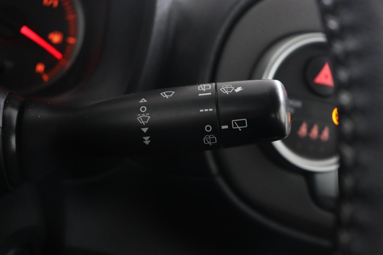 Toyota Yaris - 1.3 VVT-i Aspiration 31