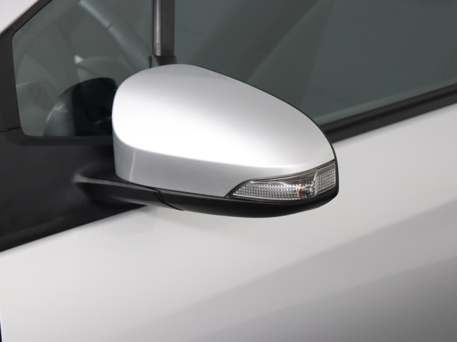 Toyota Yaris - 1.3 VVT-i Aspiration