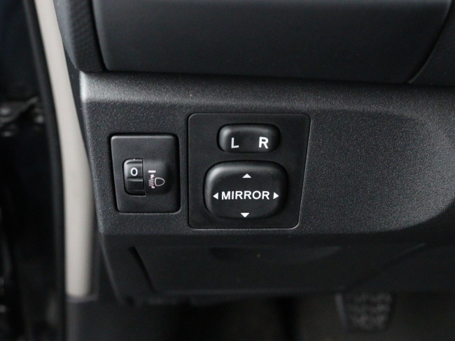 Toyota Yaris - 1.8 VVTi TS