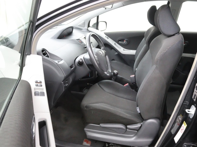 Toyota Yaris - 1.8 VVTi TS