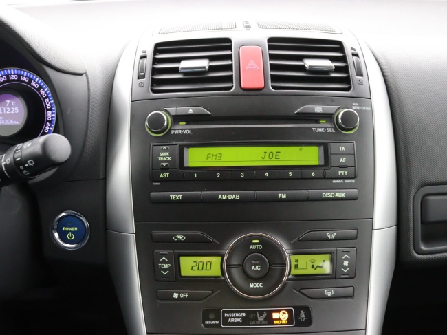 Toyota Auris - 1.8 Full Hybrid Aspiration