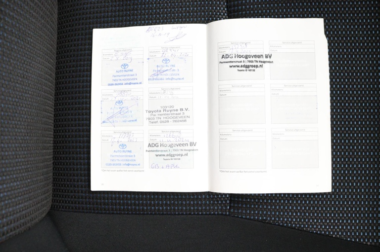 Toyota Auris - 1.8 Full Hybrid Aspiration 25