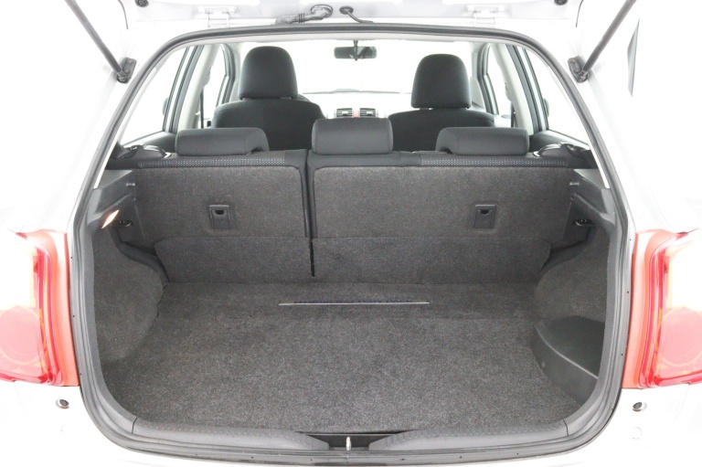 Toyota Auris - 1.8 Full Hybrid Aspiration 27