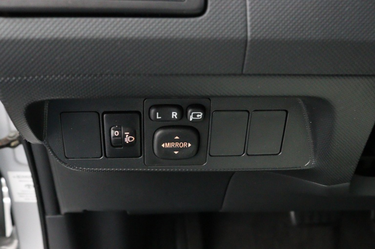 Toyota Auris - 1.8 Full Hybrid Aspiration 30