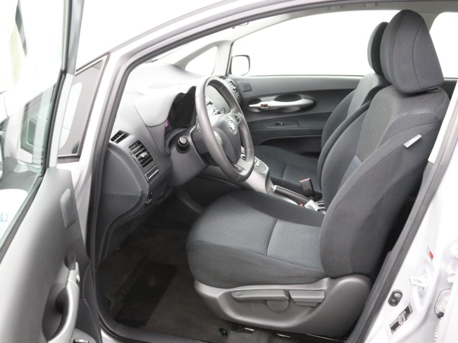 Toyota Auris - 1.8 Full Hybrid Aspiration