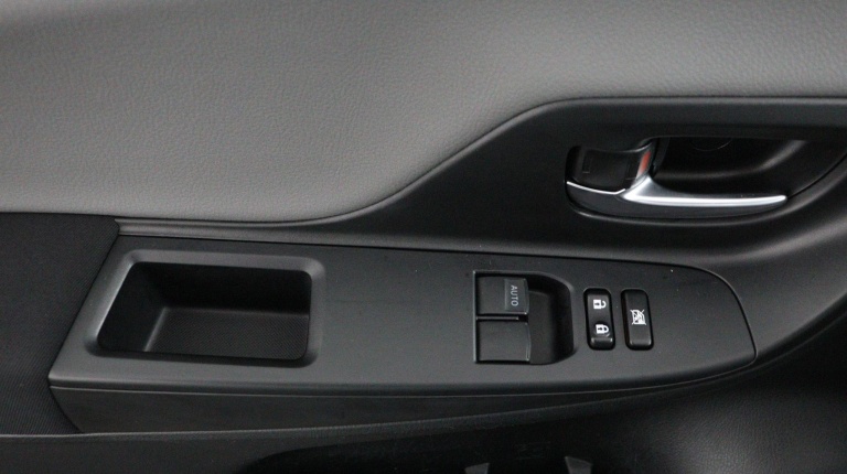 Toyota Yaris - 1.0 VVT-i Comfort 27