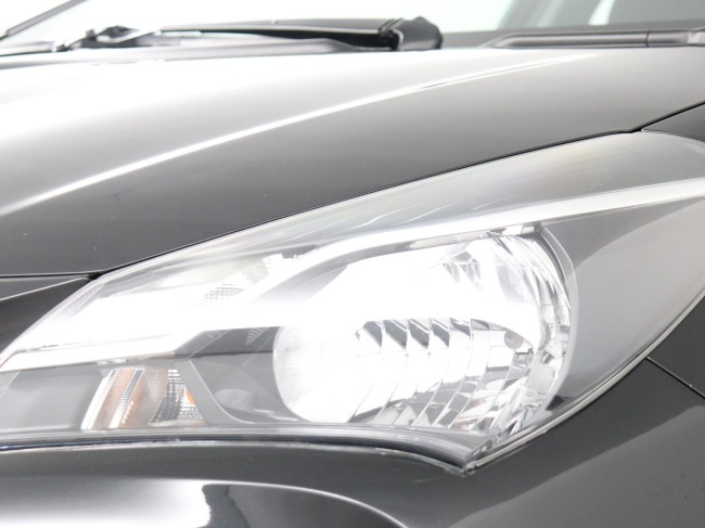 Toyota Yaris - 1.0 VVT-i Comfort