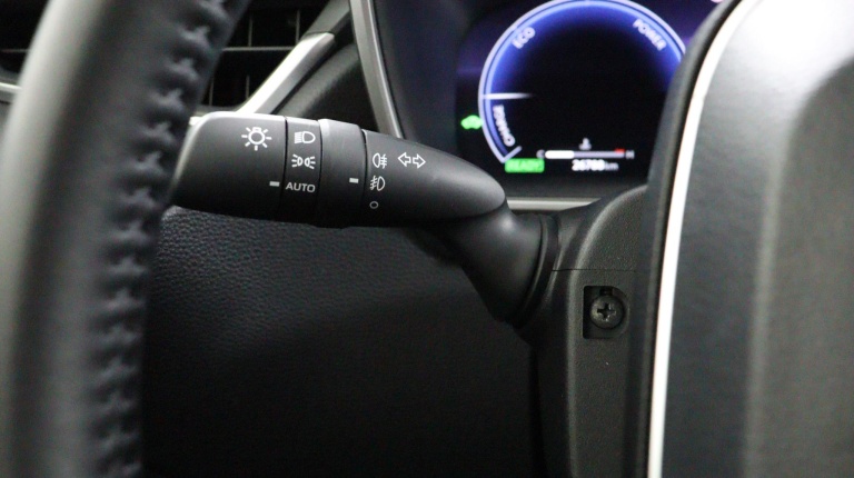 Toyota Corolla Cross - Hybrid 140 Style 32