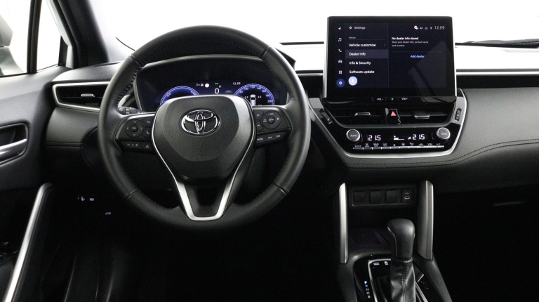 Toyota Corolla Cross - Hybrid 140 Style 47