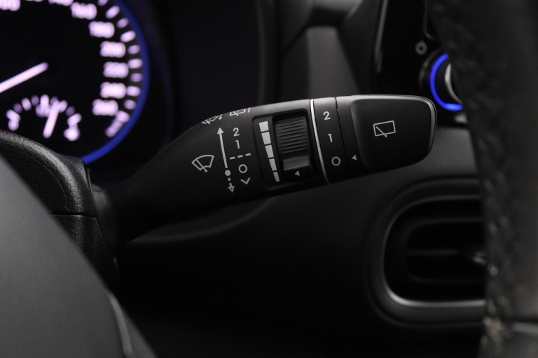 Hyundai Kona - 1.6 GDI HEV Comfort Smart 28