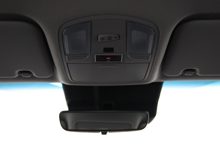 Hyundai Kona - 1.6 GDI HEV Comfort Smart 29