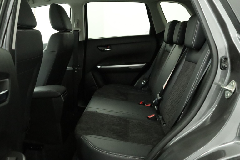 Suzuki Vitara - 1.5 Hybrid Style 18